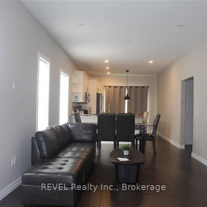 For Lease - 438 Mcalpine Avenue, Welland, Ontario - Photo 1