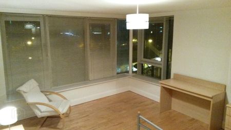 Whitehall Square, 181 Sandy Row, Belfast, BT12 5EU - Photo 2
