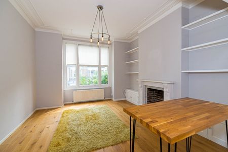 1 Bed Flat, Loftus Road, W12 - Photo 3