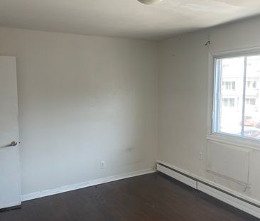 3355 Rue Ivan Franko, Montréal (Lachine), QC H8T - Photo 6