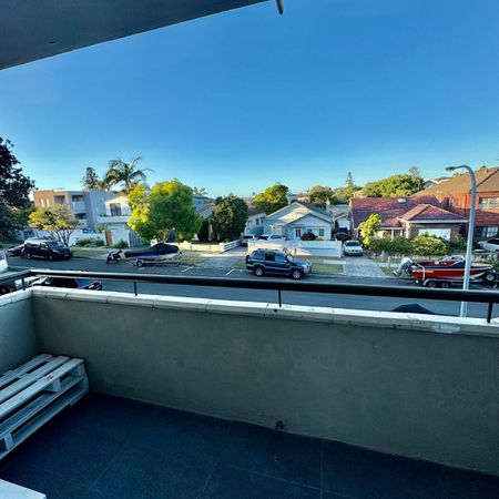 North Bondi - Photo 4