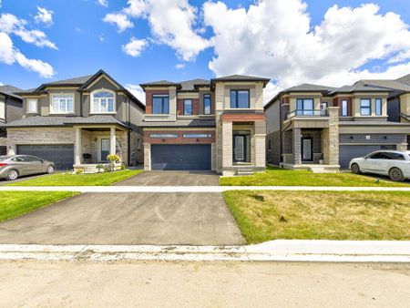 For Lease - 44 Dennis Avenue, Brantford, Ontario - Photo 3