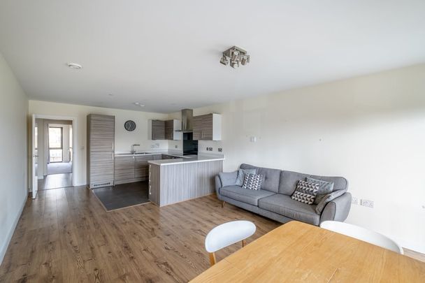 3 bedroom apartment to rent - Photo 1