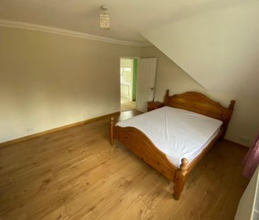 5 bedroom semi-detached house to rent - Photo 2