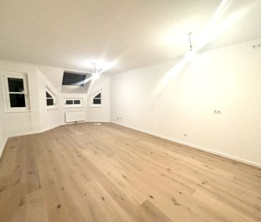 Generalsanierte 1-Zimmer Wohnung mit neuer Küche ab Dezember 24 in ... - Foto 2