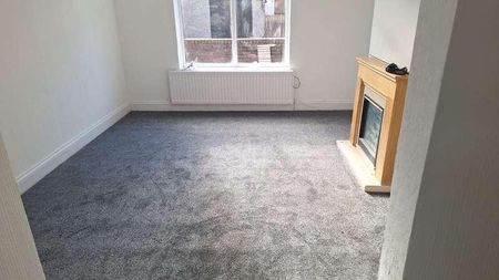 Castle Terrace, Ashington, NE63 - Photo 2