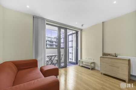 Waterside Way London N17 - Photo 3