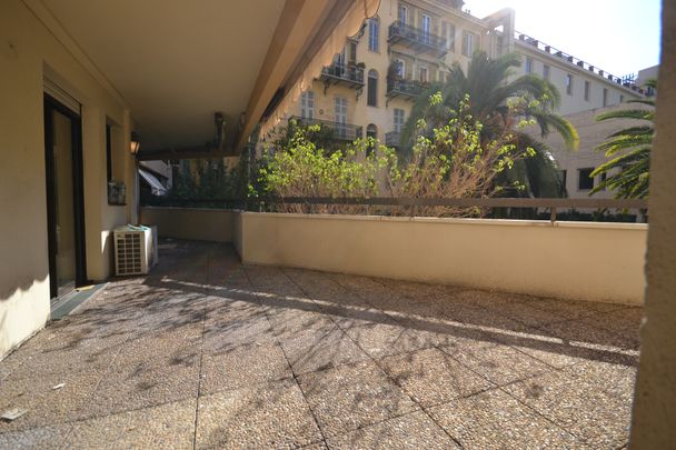 Location Appartement 3 pièces 68m² NICE 06000 - Photo 1