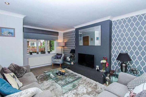 Lodge Farm Gardens, Altofts, WF6 - Photo 1