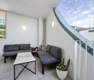 Honeysuckle Precinct on Newcastle Harbour – Live at Lume - Photo 2
