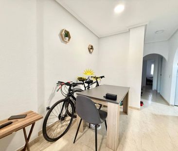 2-BEDROOM APARTMENT IN TORREVIEJA - Photo 3