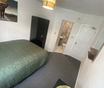 Room in a Shared House, Prescott Road, L13 - Photo 4