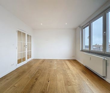 Appartement met twee slaapkamers in Ixelles - Photo 5