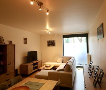 Gelijkvloers app. te huur in Mariakerke voor € 895 met 1 slaapkamer - Photo 1