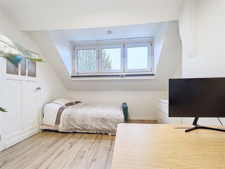 Gerenoveerde woning met 3 slaapkamers en koer te Gentbrugge - Photo 4