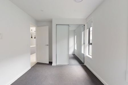 31 Rowcliff Circuit, Lochinvar NSW 2321 - Photo 4