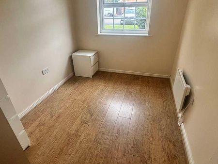 Redfield Croft, Leigh, WN7 - Photo 4