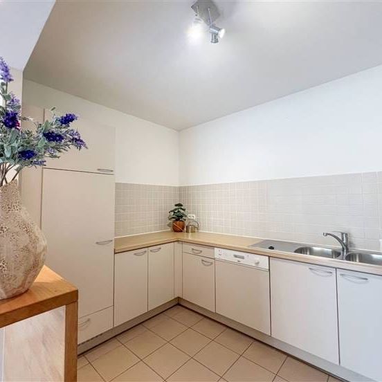 Appartement te huur - Photo 1