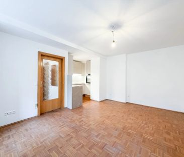 RUHELAGE NAHE JAKOMINIPLATZ | 2-Zimmer-Wohnung mit neuer Küche und ... - Photo 5