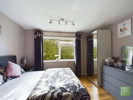 Brunel Close, Maidenhead, Berkshire, SL6 - Photo 4