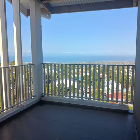 A louer Appartement T3 quartier Trois Mares au TAMPON à partir de 688 € hors charges - Photo 4