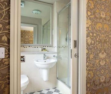 Fernbank Road, Ascot, SL5 - Photo 1