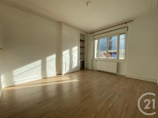 Location Maison 4 pièces 93m² CHATEAUROUX 36000 - Photo 1