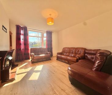 3 Bedroom Semi Detached To Let - Photo 2