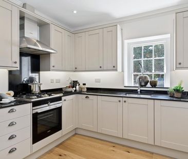 3 bedroom semi-detached house to rent - Photo 4