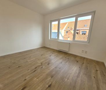 Gerenoveerde half-open woning met tui... - Foto 1