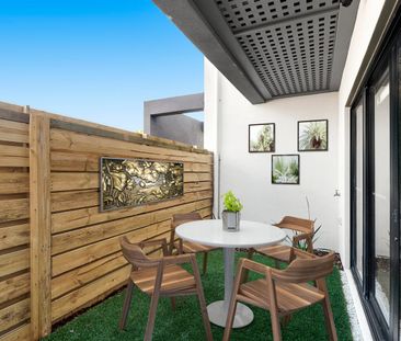 1/11 Government Road, Frankston, Vic 3199 - Photo 6