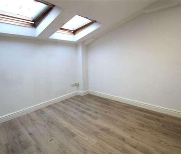 Durford Road, Petersfield, Hampshire, GU31 - Photo 2