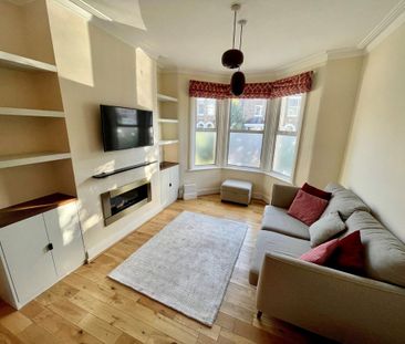 4 bedroom terraced house to rent - Photo 3