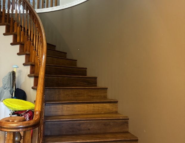 300-138 - 4224 Avison Place - 1 - Photo 1