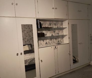 Room in a Shared House, Aldborough Road South, IG3 - Photo 2