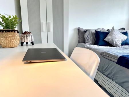 5 bedroom semi-detached house to rent - Photo 3