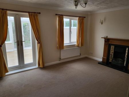 4 BED Detached house To rent - Photo 2