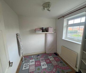 3 bedroom House To Let - Photo 4