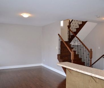 For Lease - 43 Merrickville Way, Brampton, Ontario - Photo 6
