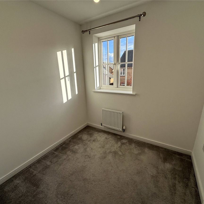 3 bedroom house to rent Meridian Close, Nottingham, Nottinghamshire, NG8 - Photo 1