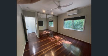 Feel the Ocean Breezes! - Photo 4