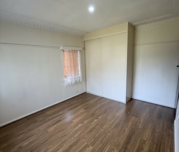 6 BLACKALL STREET, Revesby NSW 2212 - House For Rent | Domain - Photo 2
