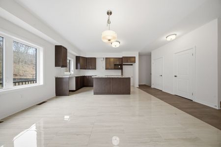 For Lease - 29 Mckernan Avenue, Brantford, Ontario - Photo 3