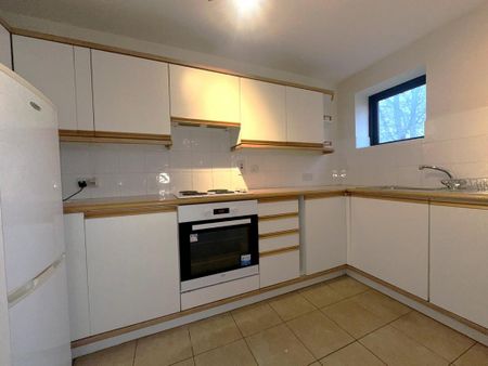 1 bedroom flat to rent - Photo 5