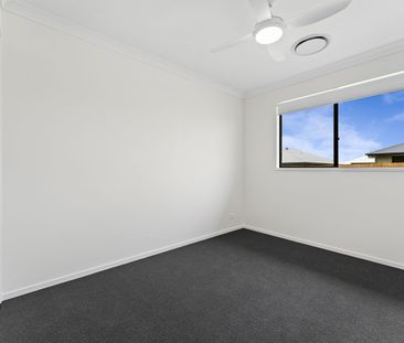 Stunning Nikenbah - Near New in the Springs - Light, Bright & Airy ... - Photo 5
