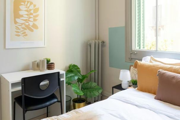 Carrer de Sant Pere Més Alt, Barcelona, Catalonia 08003 - Photo 1