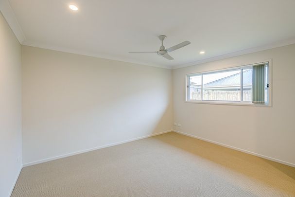 Brand-New Family Home in Park Lane Reserve! - Photo 1
