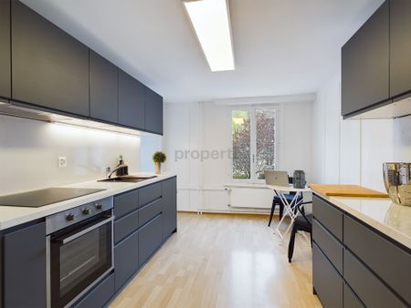 Zentral und modern - 4.5-Zimmer Wohnung in Degersheim - Photo 2