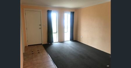 3 Bedroom Family Home - Photo 3