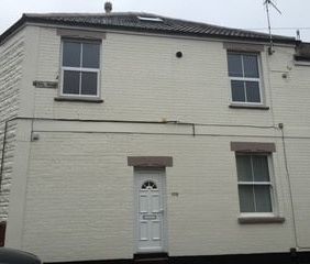 2 Bed Flat, Bedminster, BS3 - Photo 3